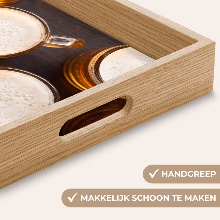 Dienblad - Bier - Glazen - Schuim - Hout - Drank — 8