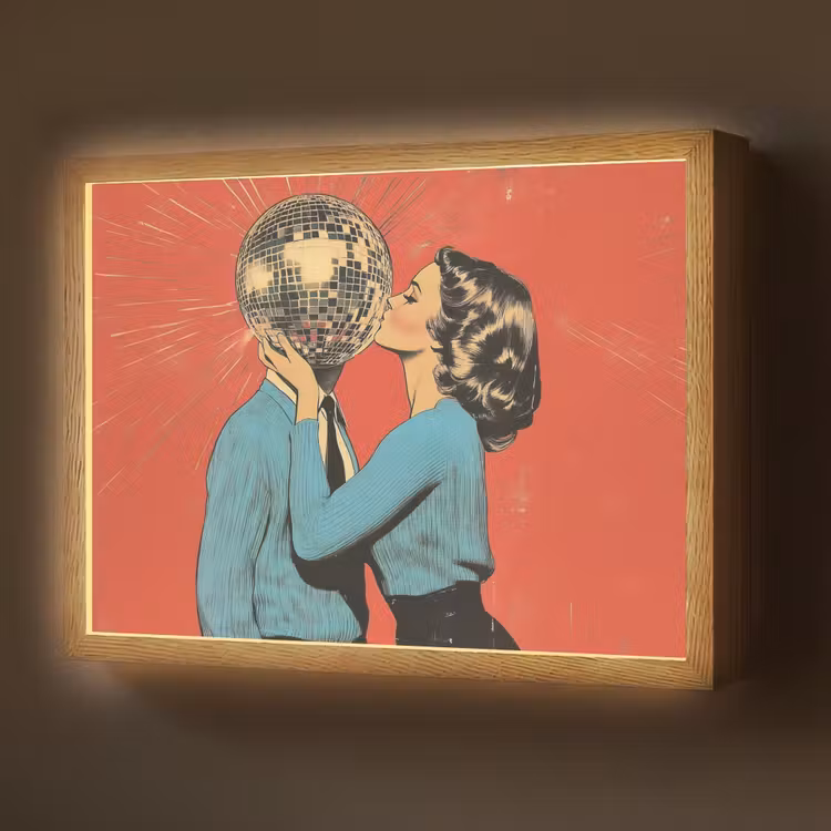 Lightbox - Wandlamp - Vrouw - Retro - Discobal - Kus — 1